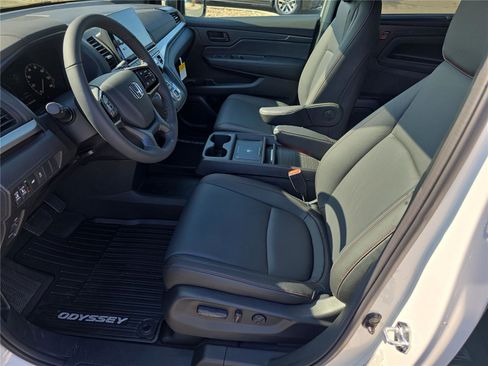 New 2026 Honda Odyssey Sport-L image 11