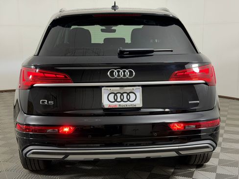Used 2023 Audi Q5 2.0T Premium w/ Convenience Package image 10