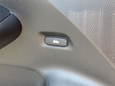 Used 2026 Honda Civic Sport image 40