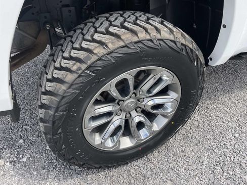 Used 2022 RAM 1500 Laramie w/ Laramie Southwest Edition AWD/4WD image 22