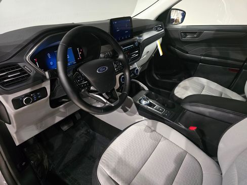 New 2026 Ford Escape Active image 13
