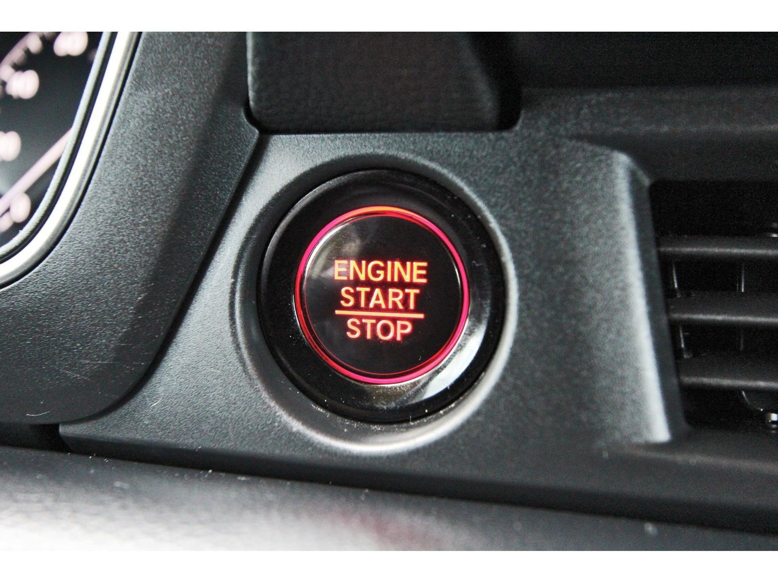 Used 2025 Honda Pilot EX-L image 21