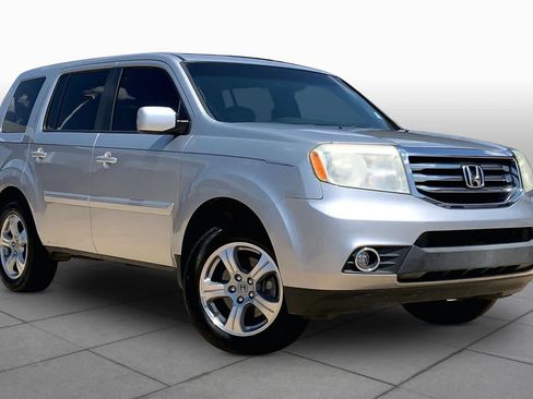 Used 2013 Honda Pilot EX image 2