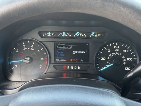 Used 2019 Ford F150 XL w/ Equipment Group 101A Mid RWD image 32