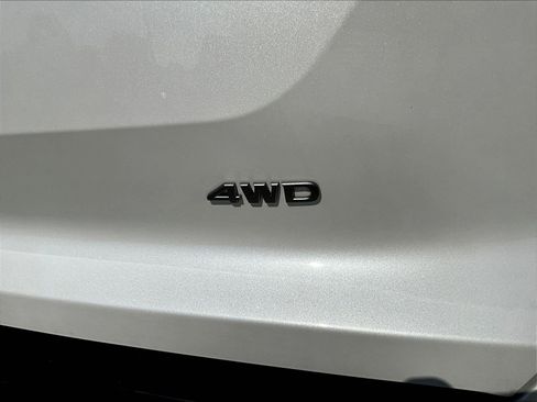 Certified 2026 Nissan Pathfinder SV AWD/4WD image 24