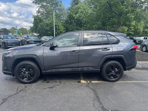 Used 2025 Toyota RAV4 XLE AWD/4WD image 7