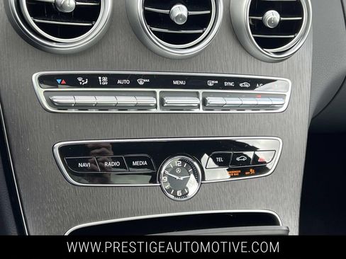 Used 2021 Mercedes-Benz C 300 4MATIC Sedan image 25