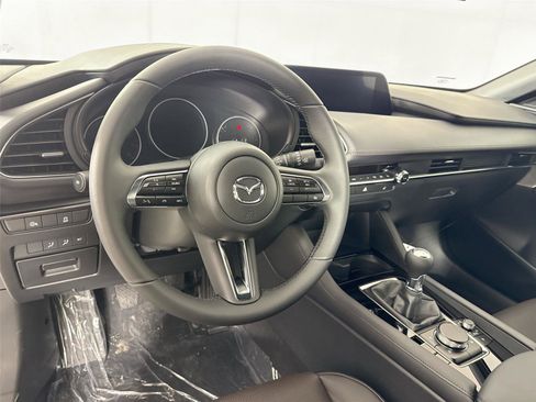 New 2026 MAZDA MAZDA3 2.5 S Hatchback w/ Premium Pkg FWD image 4
