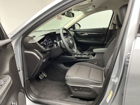 Certified 2023 Buick Envision Preferred w/ Sport Touring Package AWD/4WD image 3