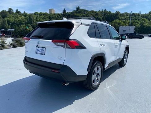 Used 2024 Toyota RAV4 XLE AWD/4WD image 8