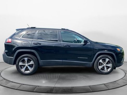 Used 2019 Jeep Cherokee Limited AWD/4WD image 6