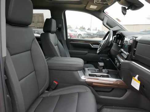 New 2026 Chevrolet Silverado 1500 LT Trail Boss w/ Convenience Package II image 9