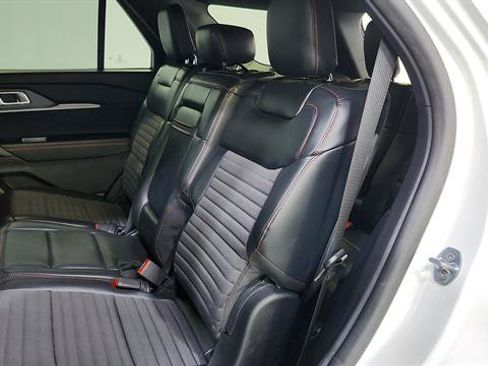 Used 2025 Ford Explorer ST-Line RWD image 22