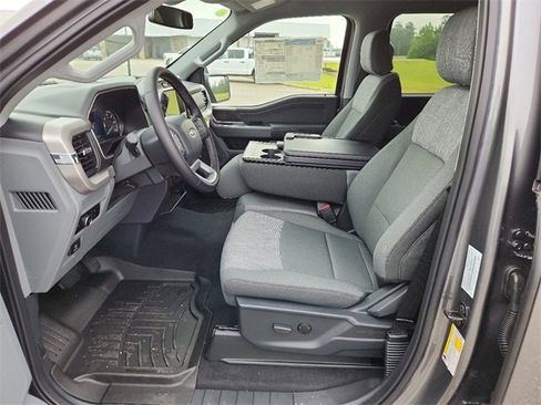 New 2023 Ford F150 XLT w/ Equipment Group 301A Mid image 11