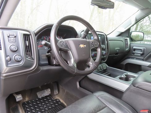 Used 2018 Chevrolet Silverado 1500 LTZ Z71 image 29