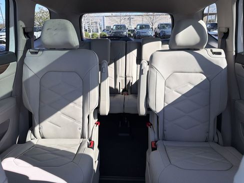 New 2026 Volkswagen Atlas SE FWD image 33