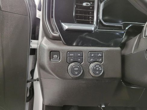 Used 2025 Chevrolet Silverado 1500 LTZ w/ LTZ Premium Package AWD/4WD image 10