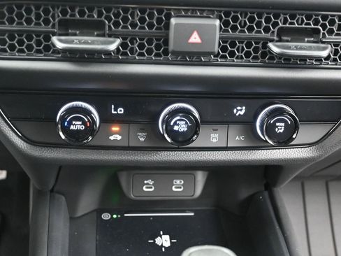 New 2026 Honda HR-V LX image 15