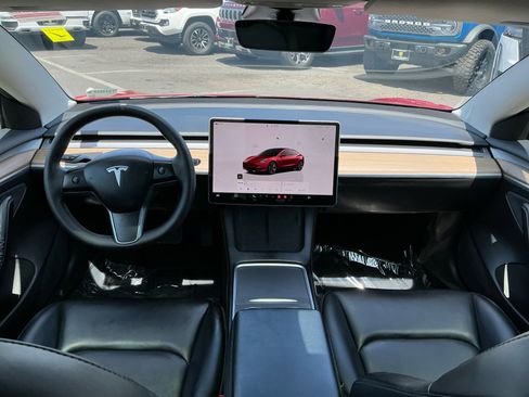 Used 2023 Tesla Model 3 Standard Range RWD image 14