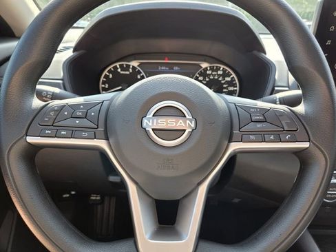 New 2026 Nissan Altima 2.5 SV FWD image 19