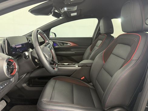 Used 2024 Chevrolet Equinox EV RS FWD image 14