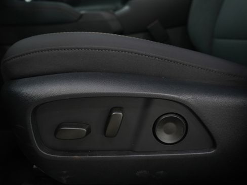 Used 2026 GMC Terrain AT4 w/ LPO, Floor Liner Package image 23