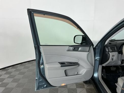 Used 2011 Subaru Forester 2.5X AWD/4WD image 11