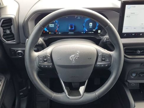 Used 2025 Ford Bronco Sport Outer Banks w/ Outer Banks Tech Package+ AWD/4WD image 38