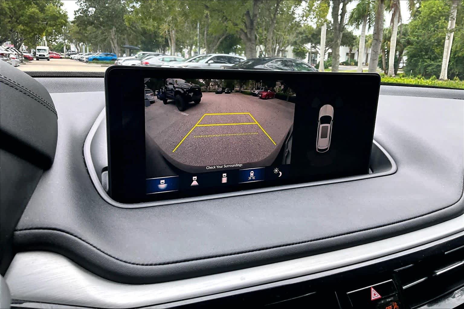 Certified 2024 Acura MDX w/ Technology Package FWD image 25