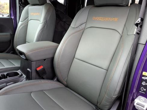 New 2026 Jeep Gladiator Mojave image 35