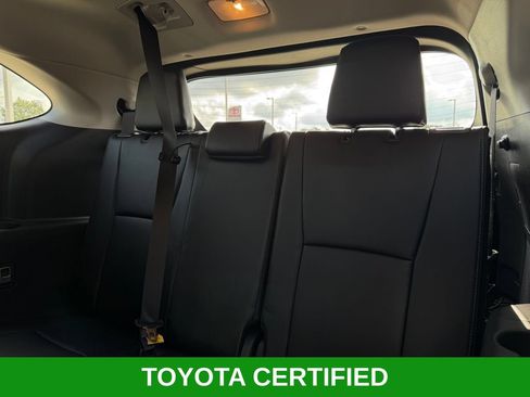 Certified 2026 Toyota Highlander Platinum AWD/4WD image 21