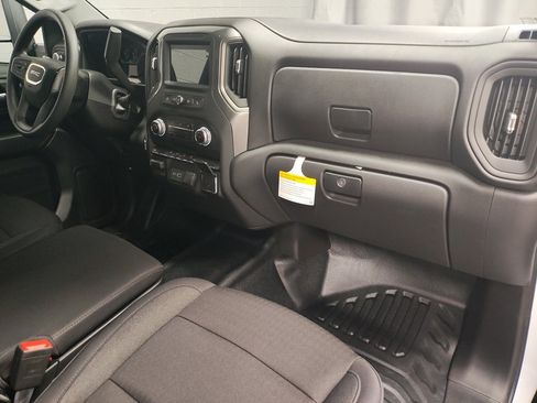 New 2025 GMC Sierra 2500 Pro w/ Convenience Package image 9