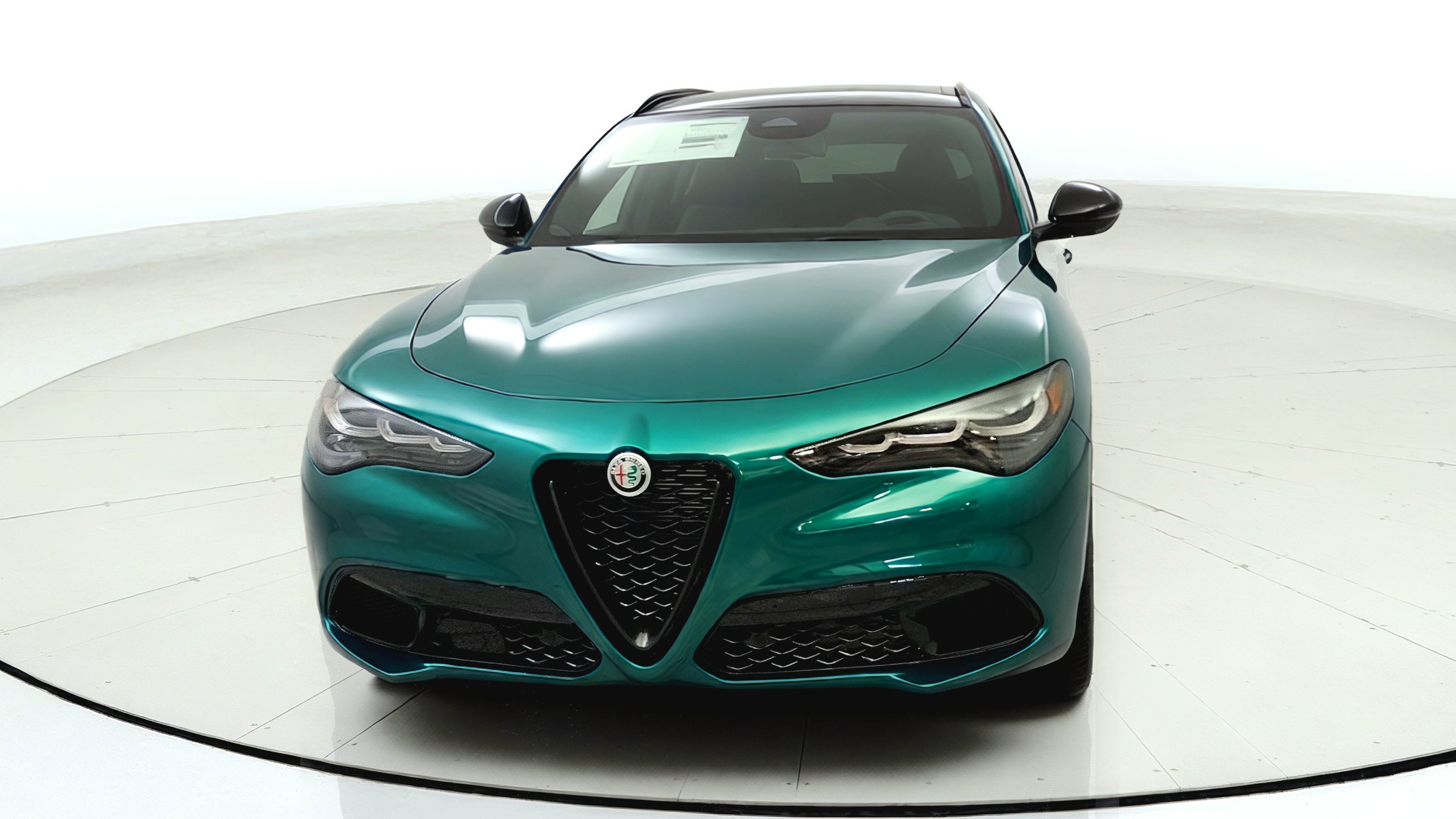 New 2026 Alfa Romeo Stelvio Sprint AWD/4WD image 2