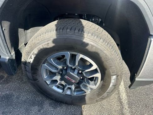 Certified 2022 GMC Sierra 2500 SLE w/ SLE Value Package; image 21