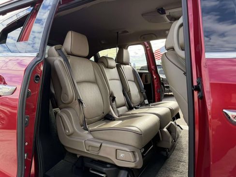 Used 2023 Honda Odyssey Elite image 21