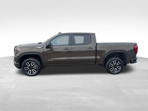Used 2023 GMC Sierra 1500 AT4 w/ AT4 Preferred Package image 2
