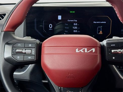 Used 2025 Kia K4 GT-Line w/ GT-Line Premium Package image 23