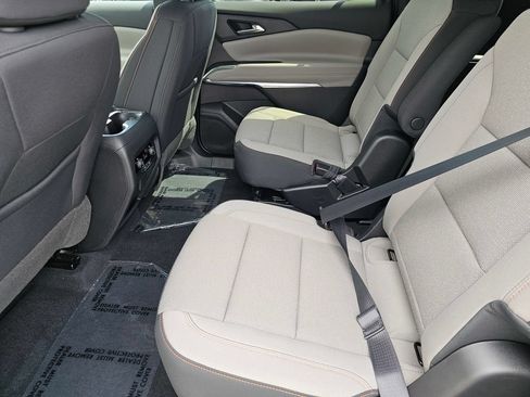 New 2026 Chevrolet Traverse LT w/ Driver Confidence Package FWD image 19