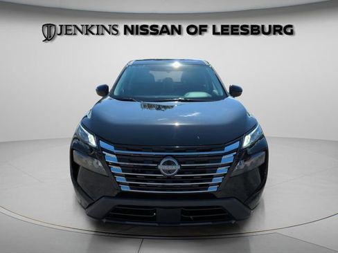 New 2026 Nissan Rogue SV image 3