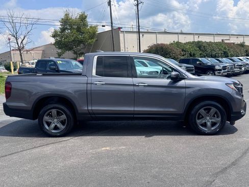 Used 2022 Honda Ridgeline RTL-E image 2