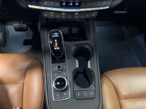 Used 2021 Cadillac XT4 Premium Luxury image 27