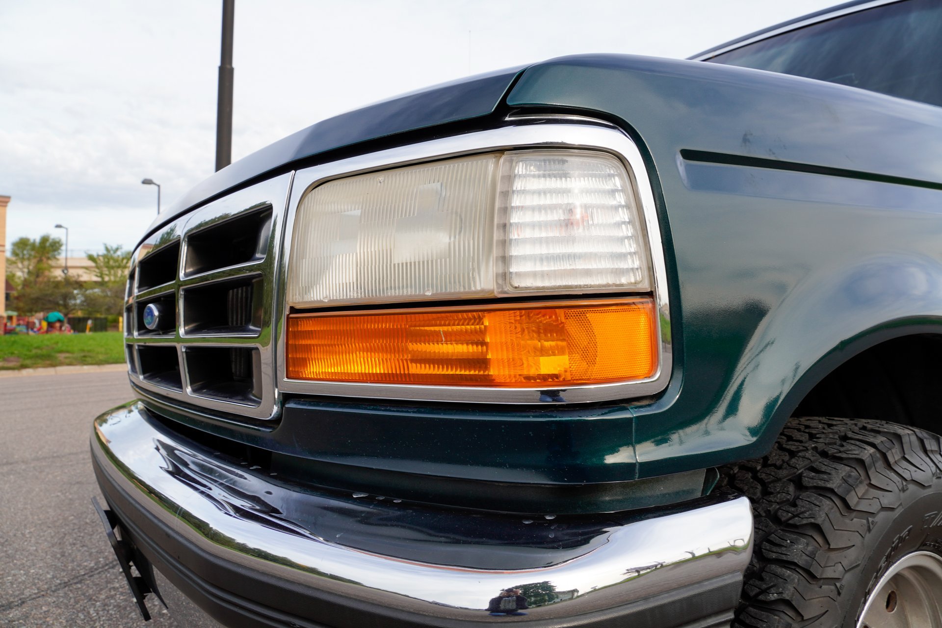 Used 1993 Ford Bronco Custom AWD/4WD image 24