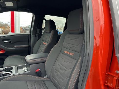 Certified 2025 Nissan Frontier PRO-4X w/ Black Accent Package image 21