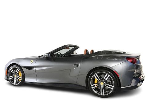 Used 2019 Ferrari Portofino RWD image 9