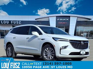 Used 2023 Buick Enclave Essence video 1