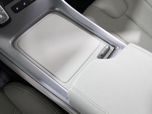 Used 2023 Hyundai Palisade Calligraphy image 15