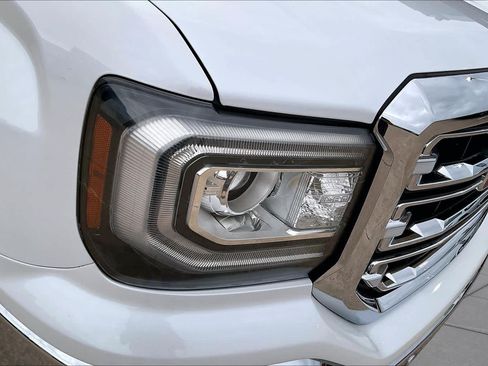 Used 2018 GMC Sierra 1500 SLT w/ SLT Premium Package AWD/4WD image 27