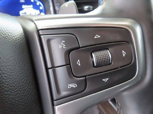 Used 2023 Chevrolet Silverado 1500 LT Trail Boss w/ LT Trail Boss Premium Package image 18