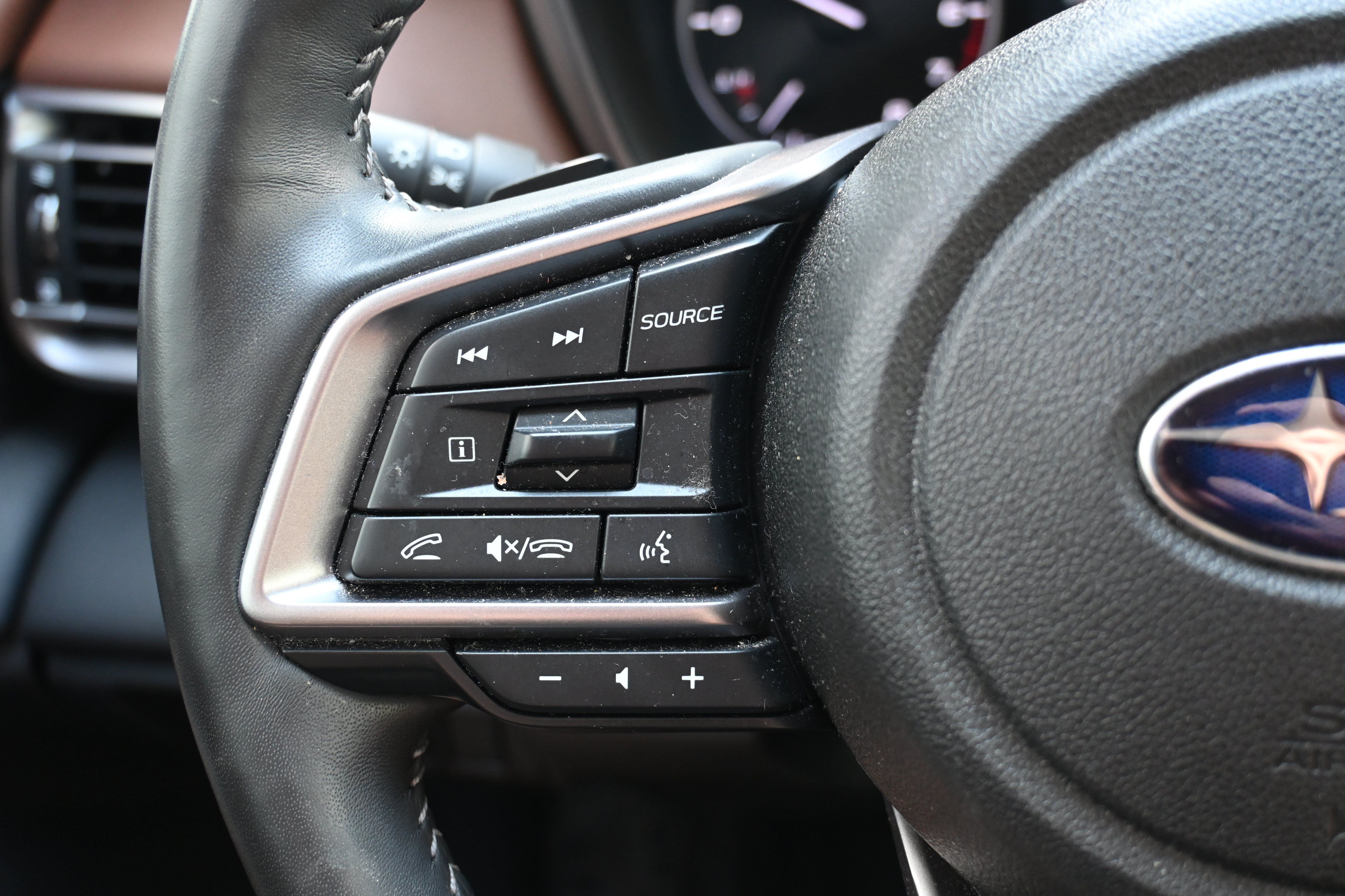 Certified 2023 Subaru Outback Touring XT AWD/4WD image 18