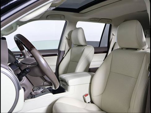 Used 2019 Lexus GX 460 Luxury AWD/4WD image 7